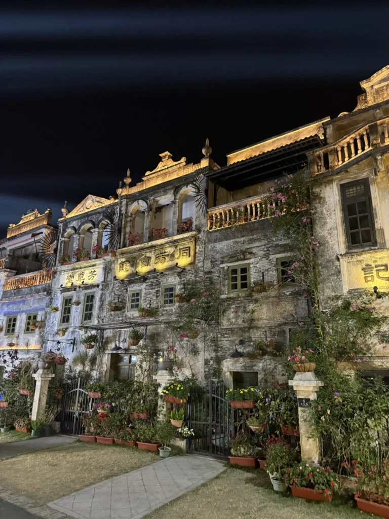 Kaiping Diaolou and Chikan Arcades