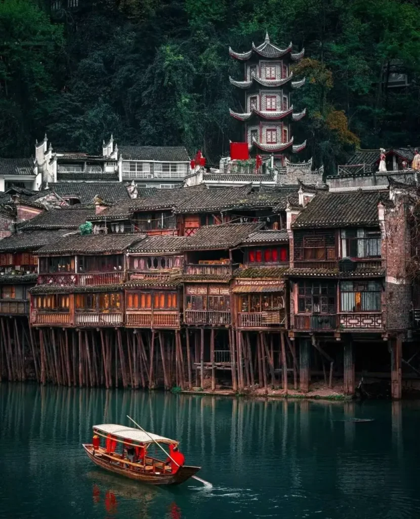 Weiterreise in die Altstadt Fenghuang