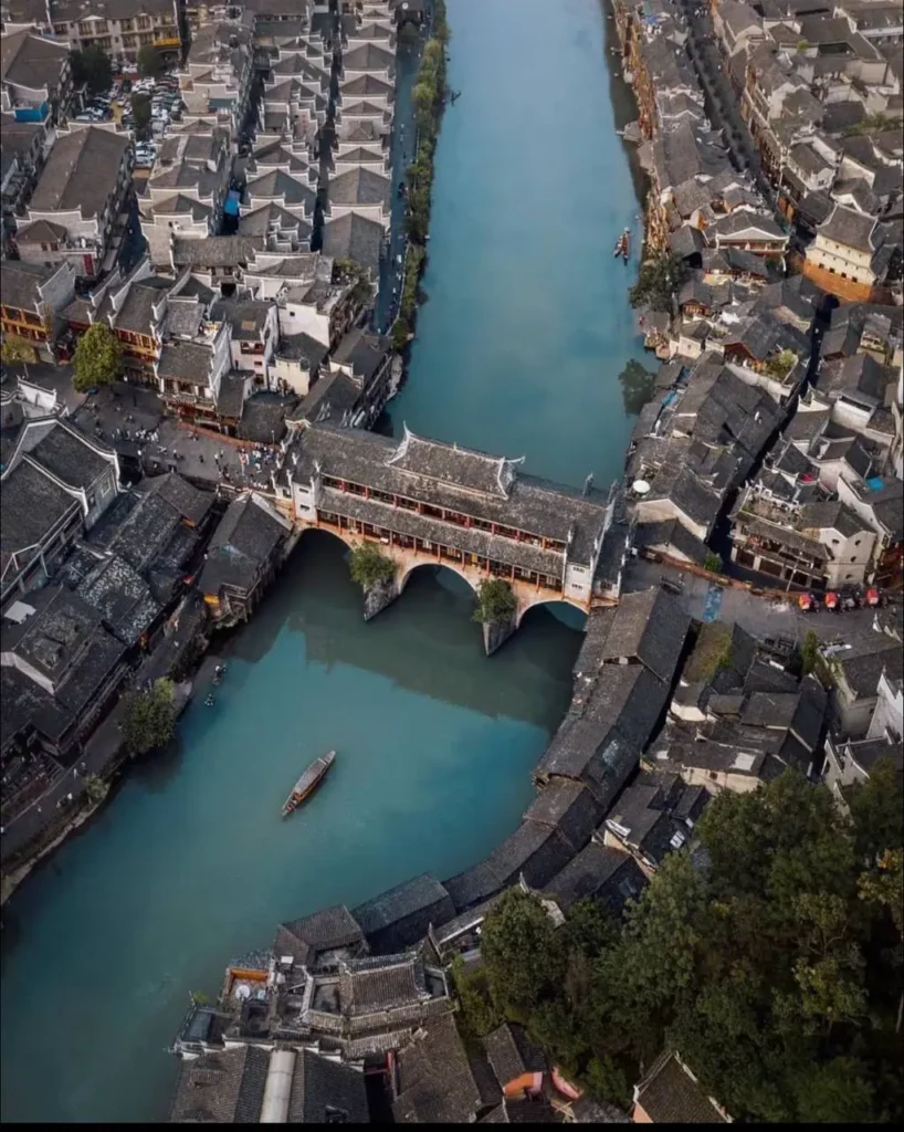 Die Traditionen der Yao und ein Abend in Fenghuang