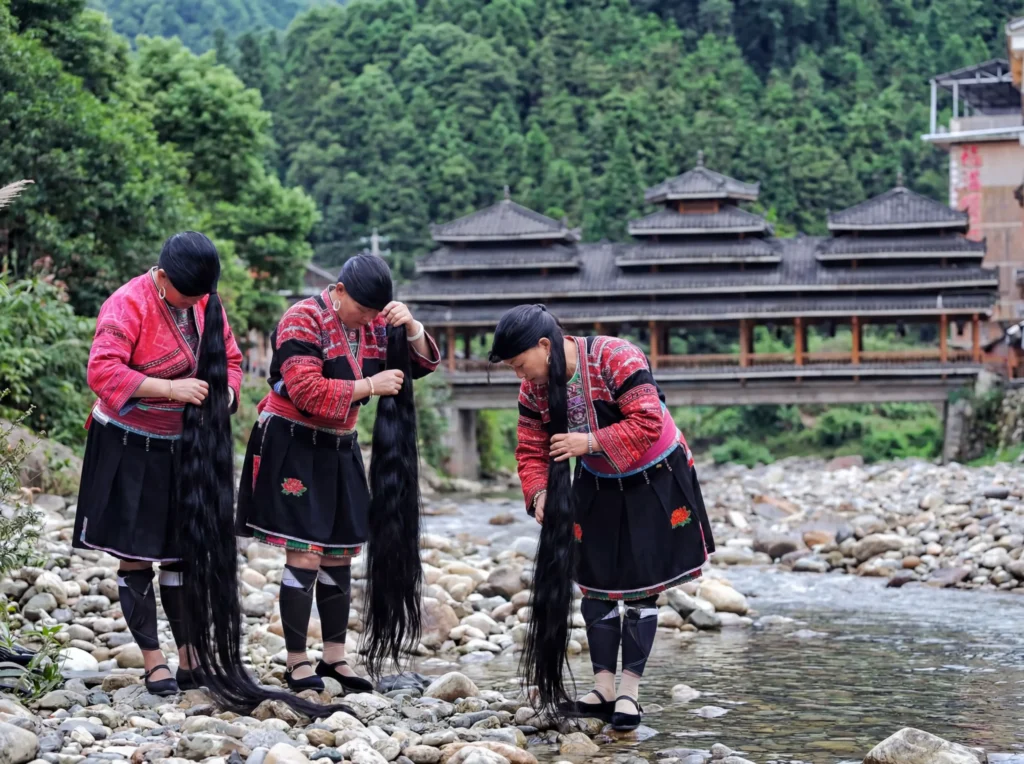 Die Traditionen der Yao und ein Abend in Fenghuang